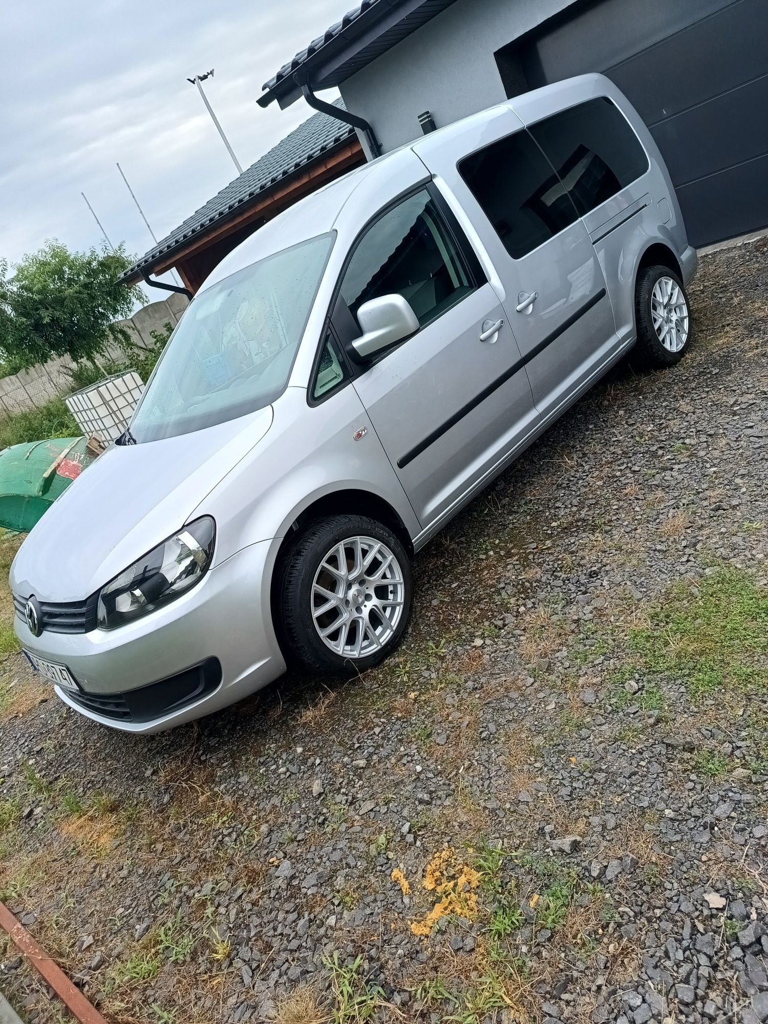 Sprzedam Volkswagen Cady do przewozu osoby niepełnosprawnej