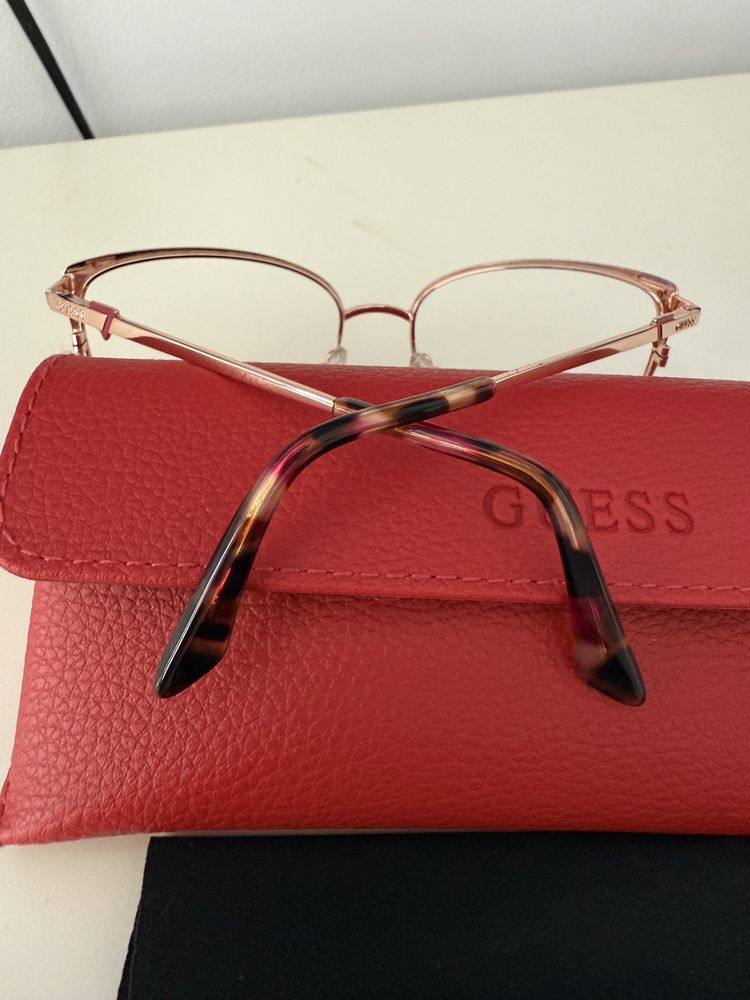 Armacao guess nova sem lentes