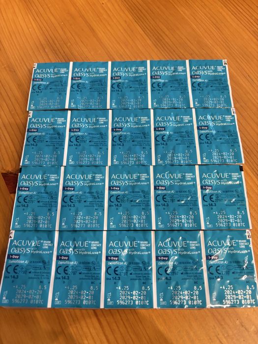 Soczewki Acuvue Oasys 1-day -4,25