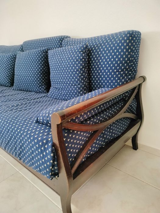 Divan ou sofá azul