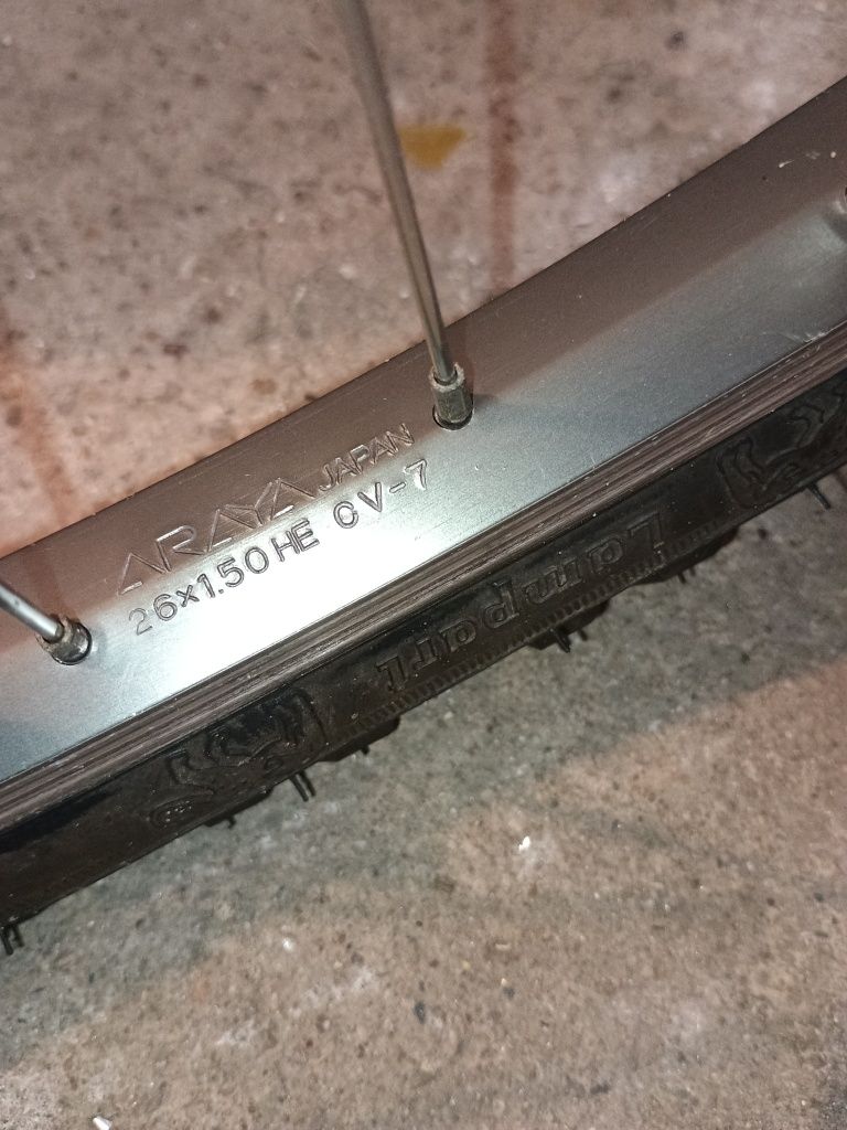 Koło rowerowe przód przednie 26 Shimano DX HB-M650
