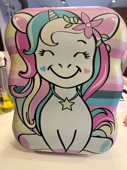 Walizka dla dziewczynki