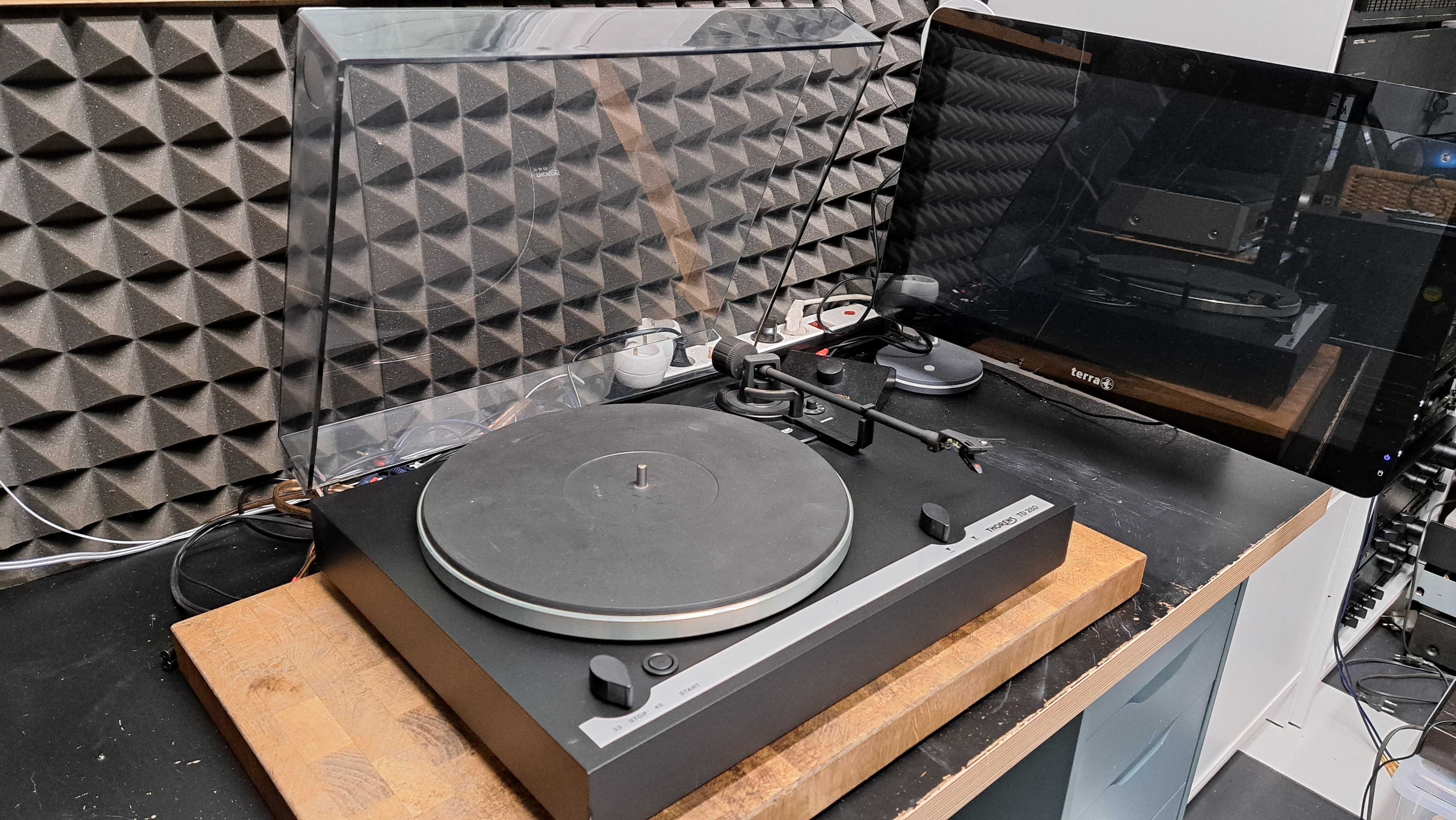 Gramofon Torens TD-280
