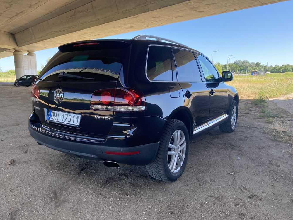 Sprzedam samochòd Volkswagen Touareg 2006 r, 3.0 D Automat w dobrym st