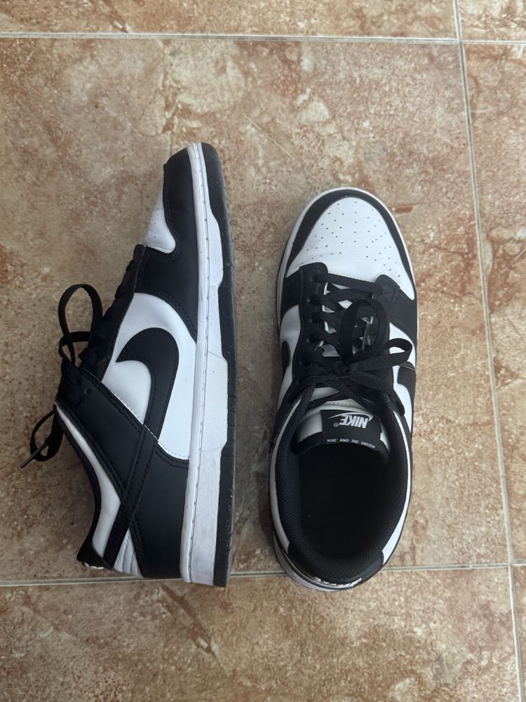 Nike panda low 41 novinho em folha -URGENTE