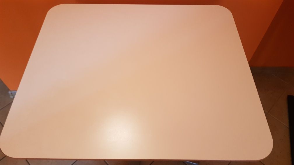 Stół Ikea billsta stan bardzo dobry 60x70cm