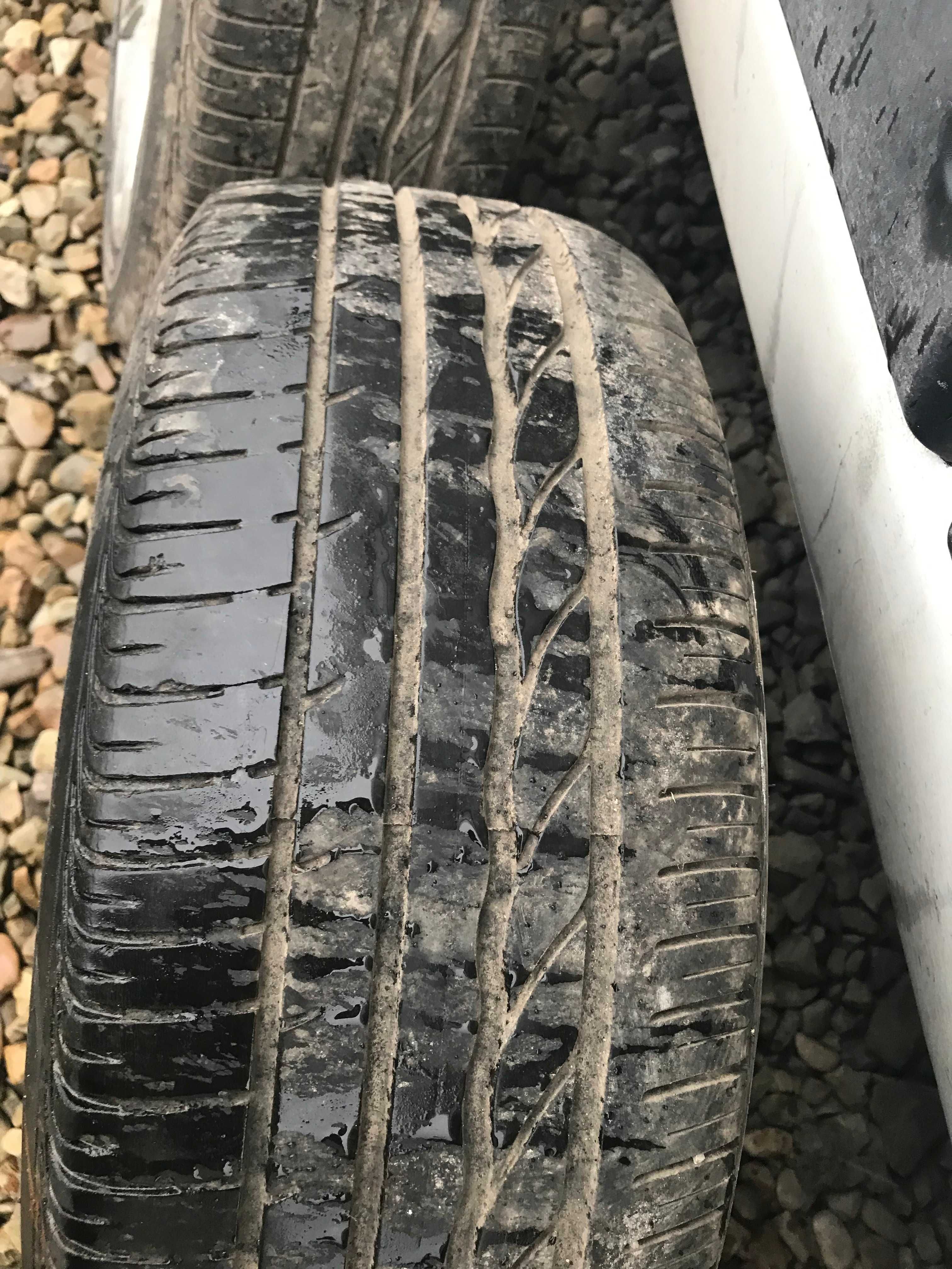 стальні диски r16 BMW 5*120 зрезиною205/55/16BrigestoneTuranza ER-300I