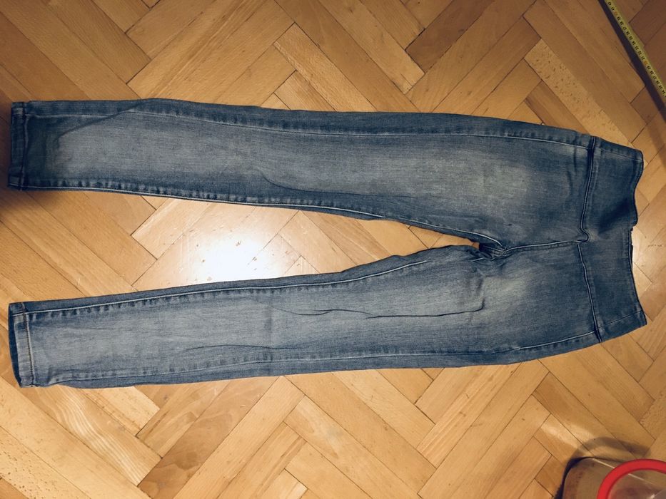 Spodnie jeansy dzinsy rurki xs s przetarte rozpinane stan