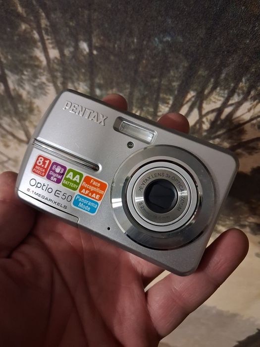 Цифровой фотоаппарат Pentax Optio E50