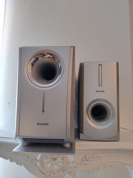 2 Colunas Subwoofer SB-WA520 220W e SB-W335 90W marca Panasonic