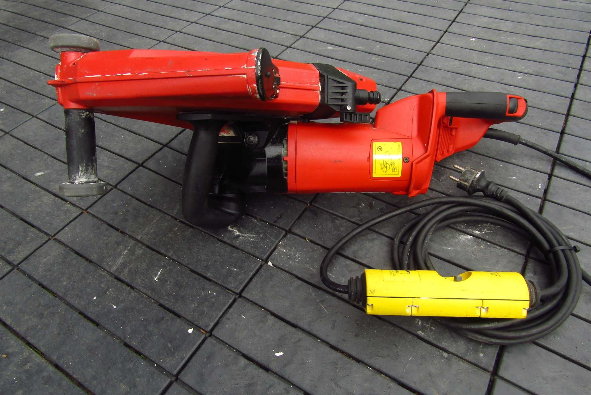 Przecinarka Elektryczna HILTI DCH 300-X na mokro i sucho