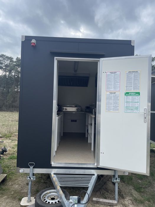 Przyczepa gastronomiczna 3,5m  wynajem