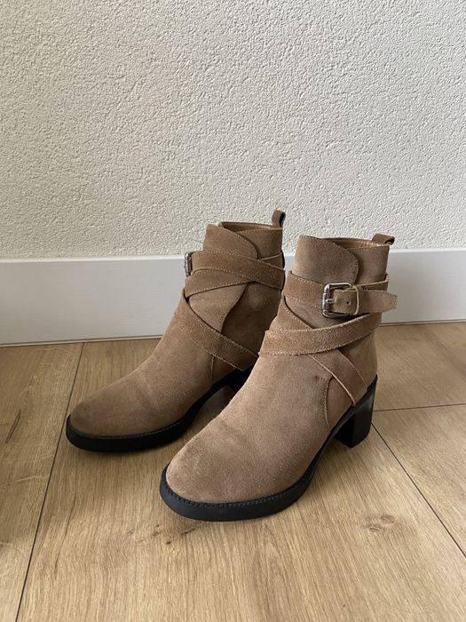 Замшеві ботильйони Kachorovska