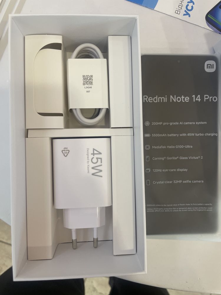 Xiaomi Redmi Note 14 Pro 8/256 новий з блоком 45 W