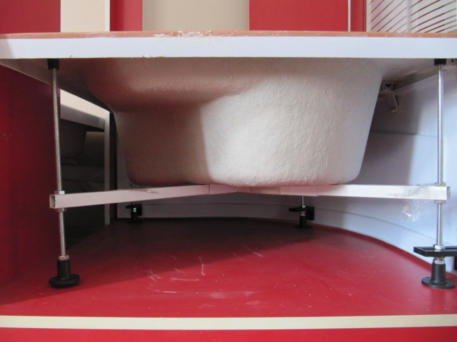 Душові піддони глибокі та середні 90х90 см; 80х80 см