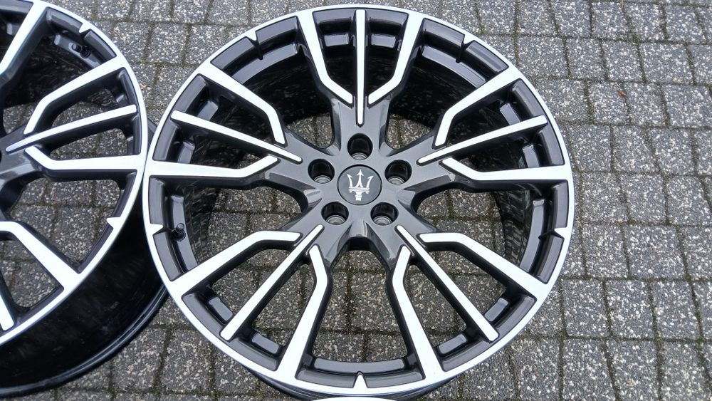 20" Maserati Grecale 5x110  9j et29  Alfa Romeo Stelvio Tonale  Ideal