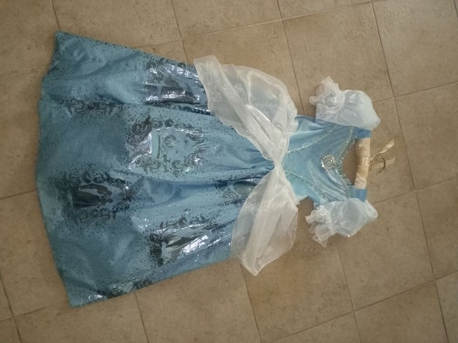 Vestido princesa Cinderela 9-10 anos