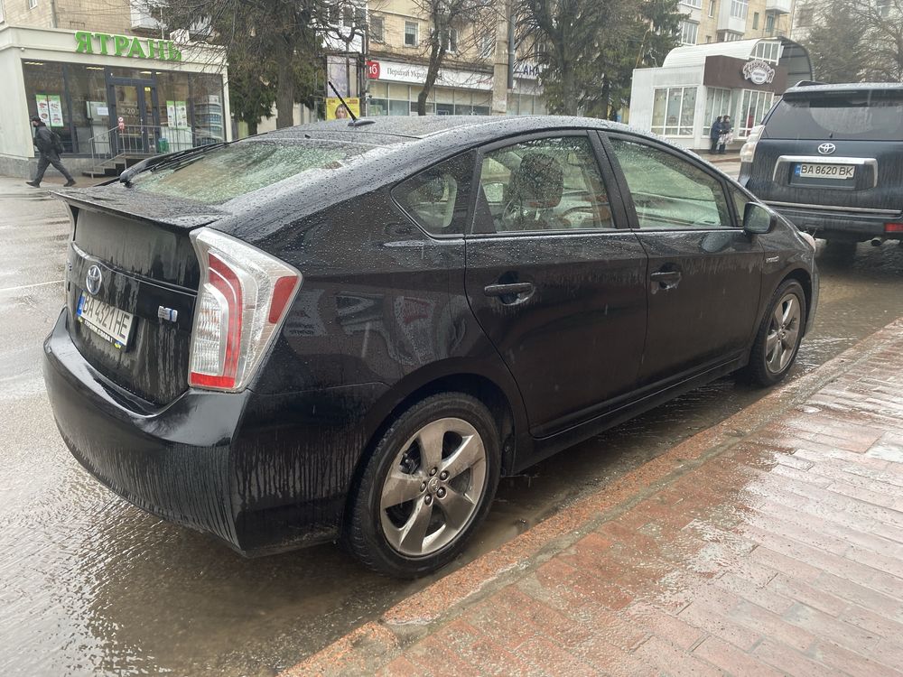 Автомобіль Toyota Prius USA