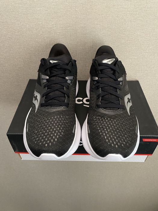 Чоловічі бігові кросівки Saucony RIDE 16