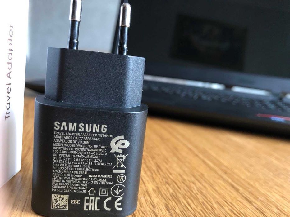 Швидкий блок живлення Samsung EP-TA800 25Вт Fast, Вєтнам
