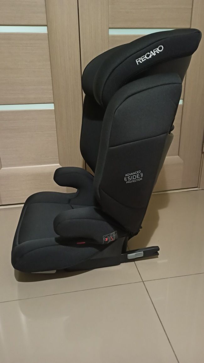 Автокресло Recaro Monza Nova EVO SeatFix