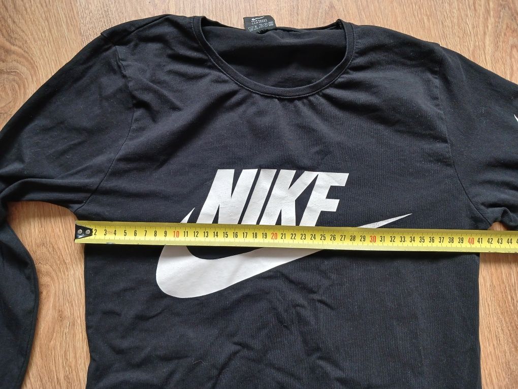 Футболка Nike з довгими рукавами