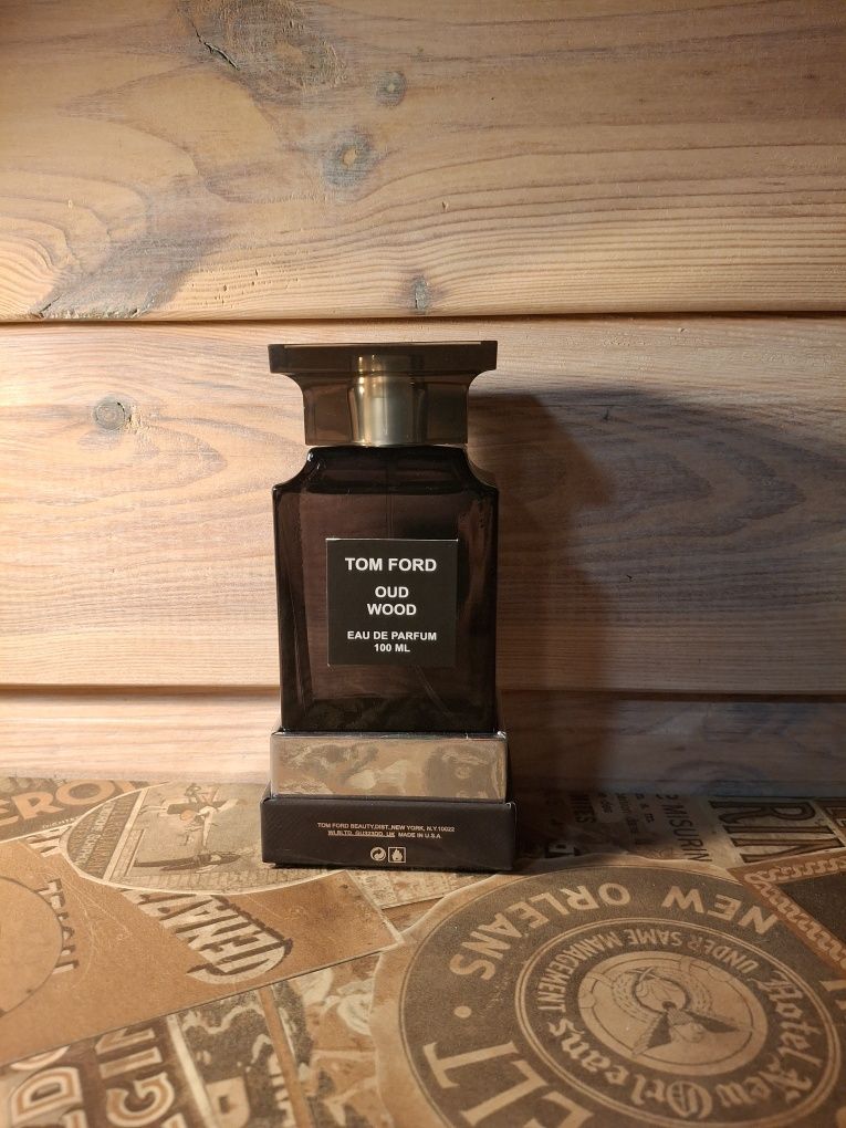 Tom Ford Oud Wood (Edu De Parfum)