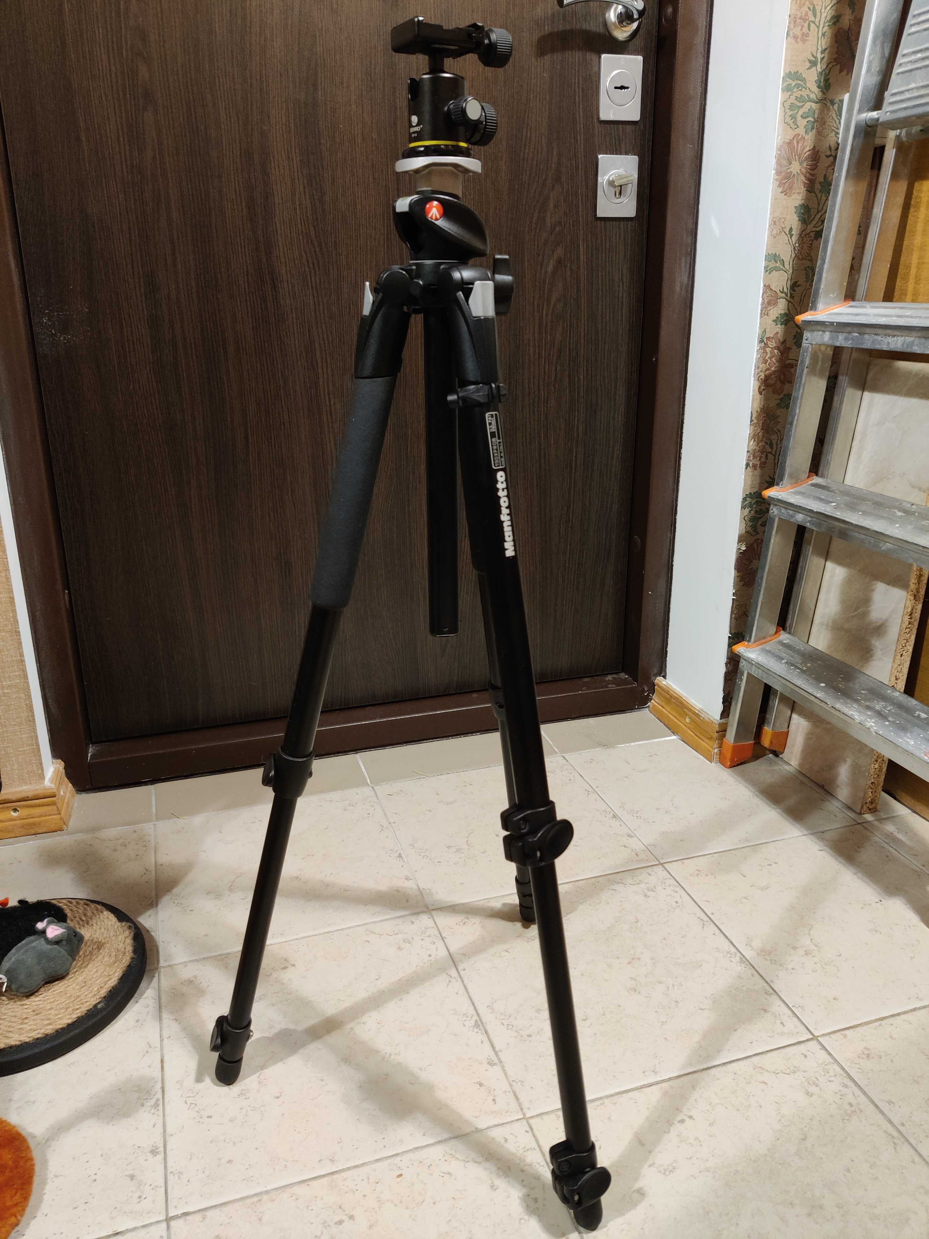 Штатив Manfrotto 190XPROB Professional + штативная головка BENRO B-0