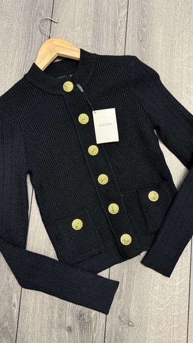 Черная кофточка balmain