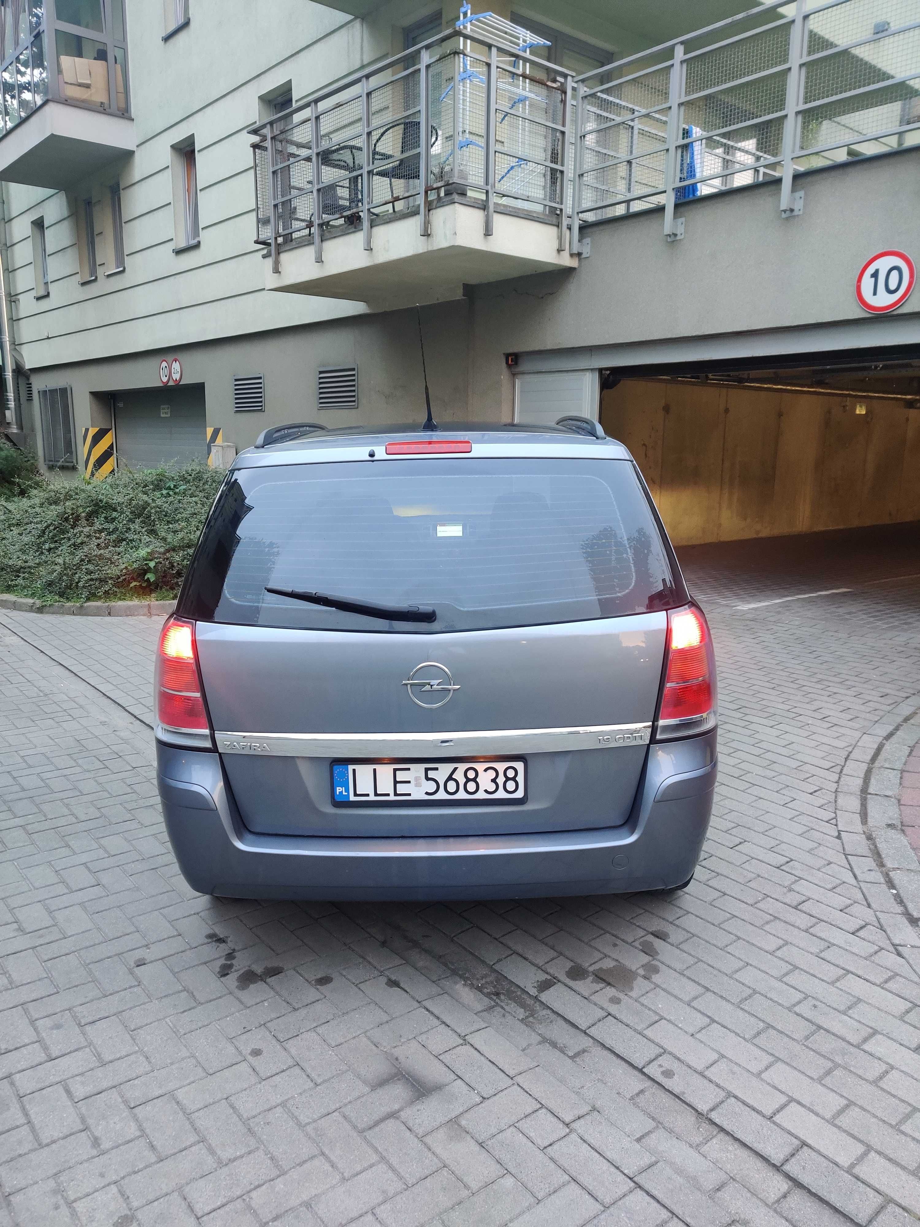 Opel Zafira 1.9 CDTI 120KM | Rok 2006