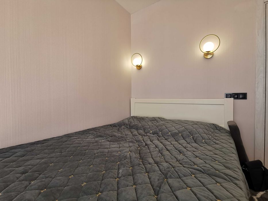 Сучасна 1-кімнатна квартира з технікою та меблями RD