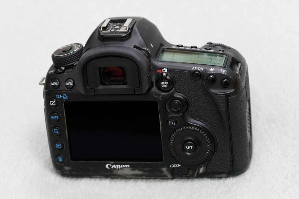 Фотоапарат Canon EOS 5D Mark III