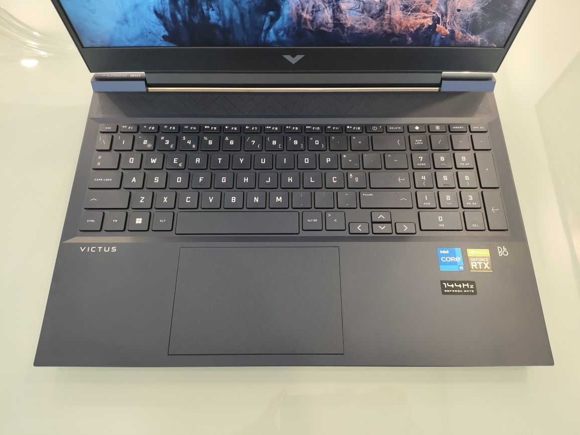 HP Victus RTX 3060 32GB RAM