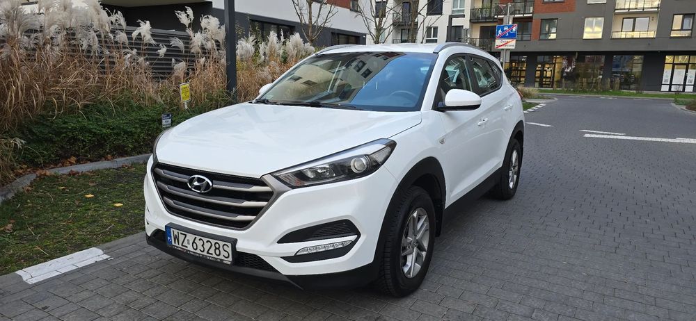 Hyundai Tucson Polski Salon i bezwypadkowy spalanie 5litrów Euro6