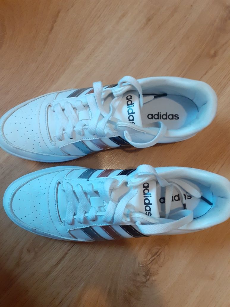Buty Adidas, białe, metaliczne różowe paski