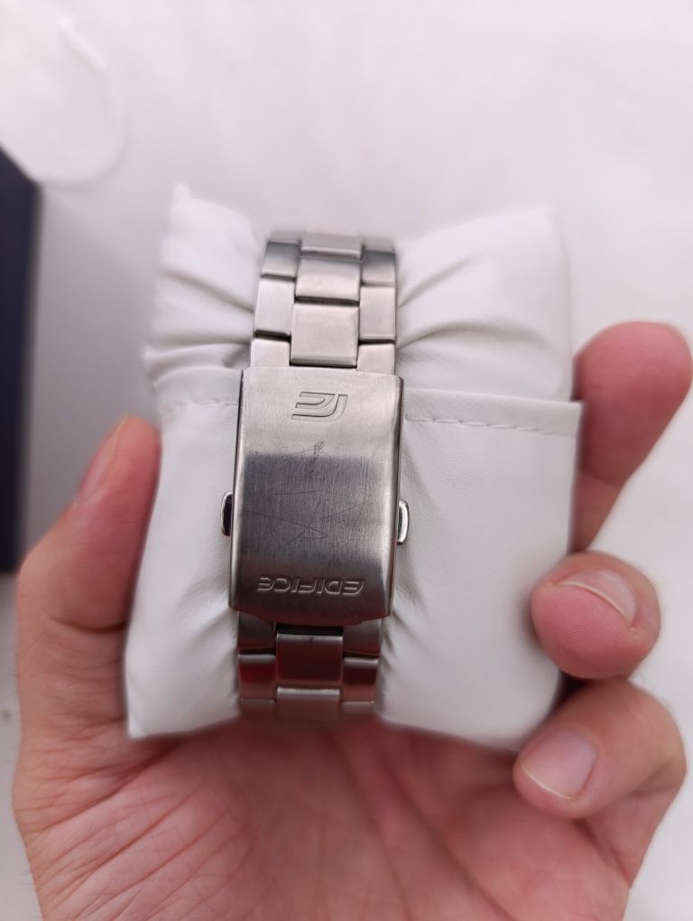 Casio Edifice Era 100