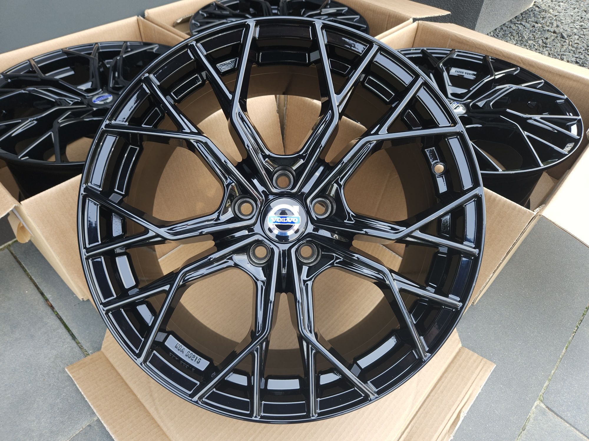 Volvo 18" Czarne 5x108 XC60 S60 V60 V40 S90 V90 XC90 S80 V70 XC40 XC70