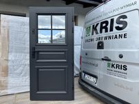 Drzwi zewnętrzne drewniane czarne ral 9004 na wymiar Czyste Powietrze