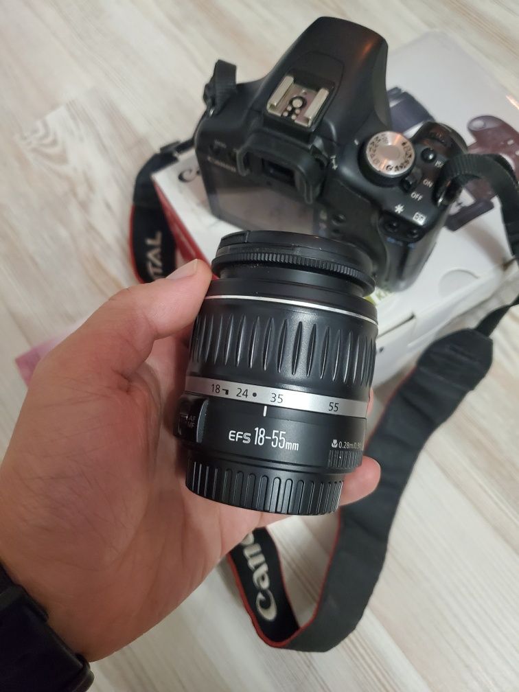 Продам дзеркальний фотоапарат canon eos 500d