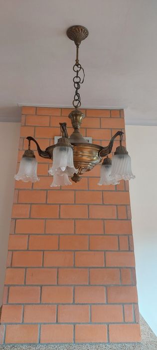 Candeeiro de teto como novo