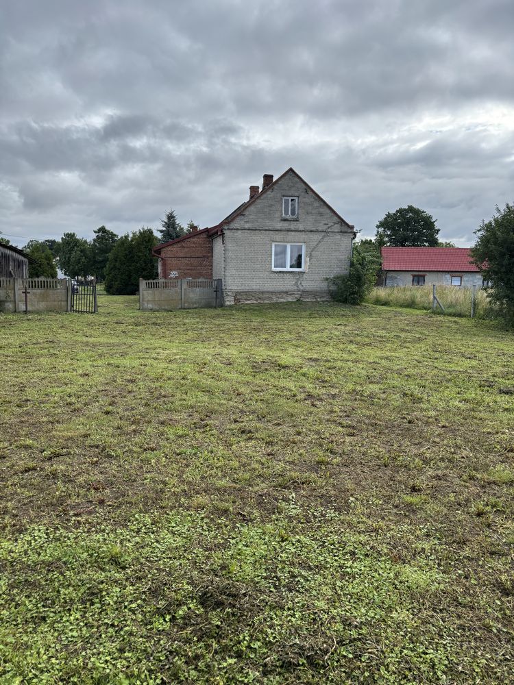 Działka 16,5 ara z mediami i zabudowaniami - Wólka Turebska ,