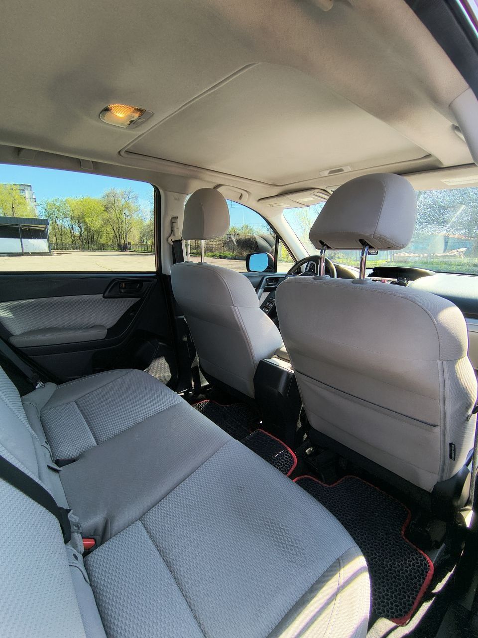 SUBARU Forester 2017