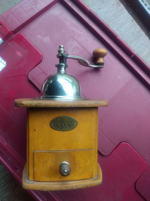 Stary młynek do kawy , pieprzu