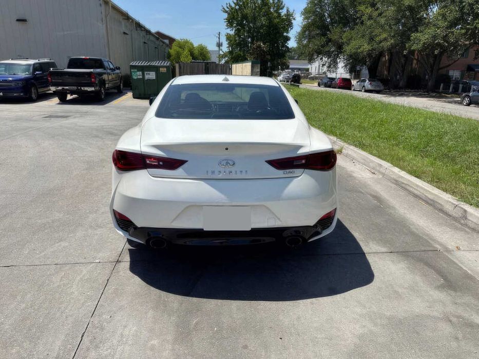 Infiniti Q60      2017