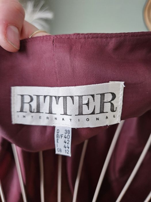 Burgundowa Kamizelka damska Retro Bordowa w Listki/Krople Złote Guziki