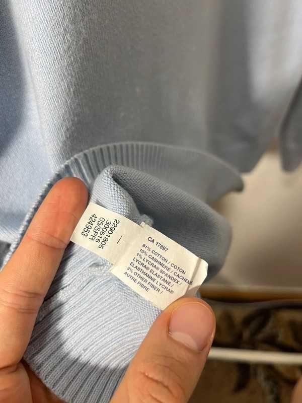 GAP męski jasnoniebieski sweter w serek z kaszmirem