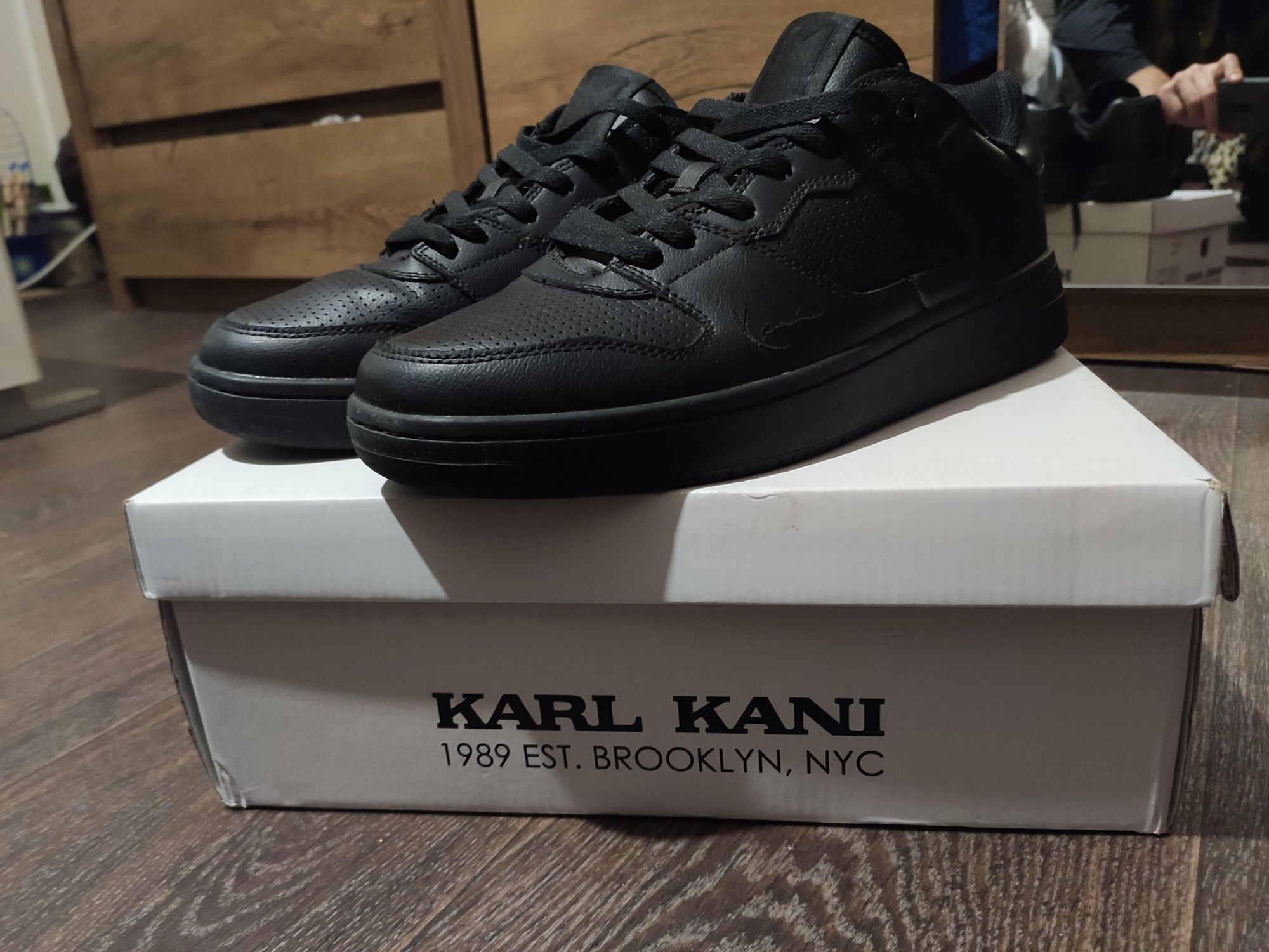 Кросівки чоловічі Karl Kani EUR46 US12