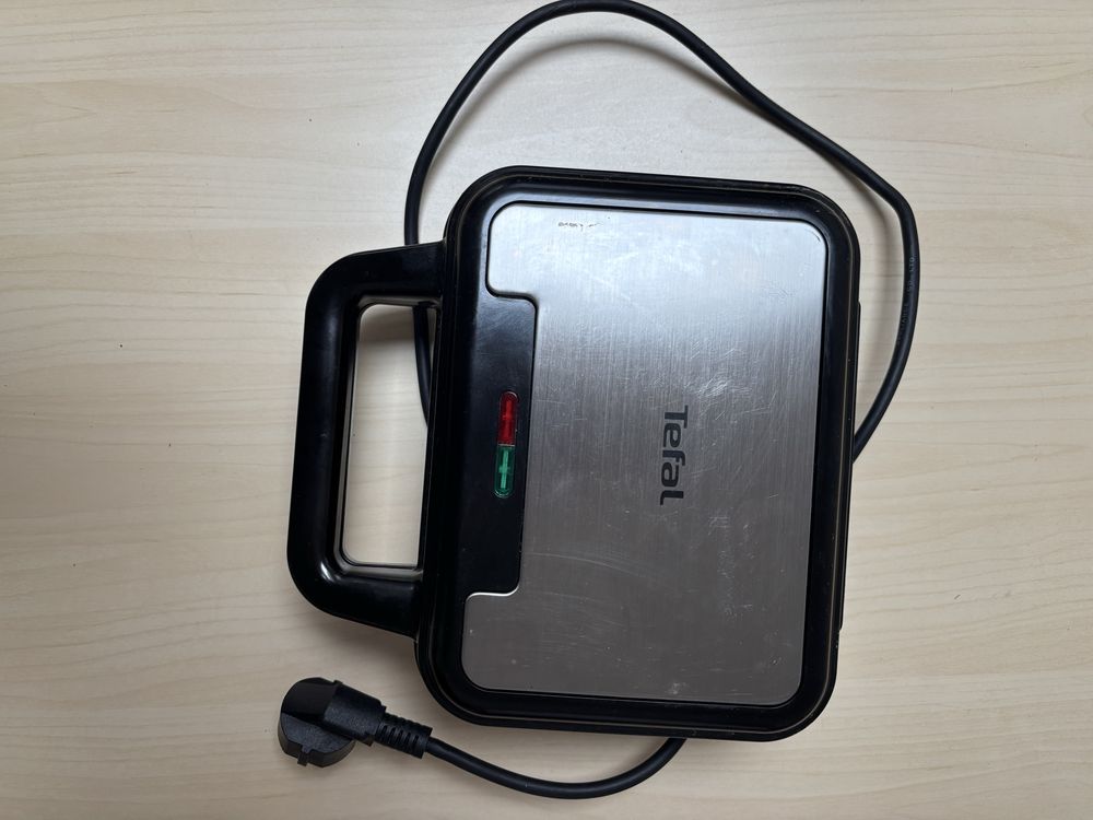 Opiekacz marki Tefal