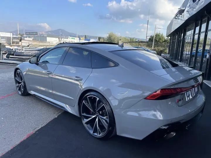 Диски R22 AUDI RS7 RS6 SQ7 Q7 Q8 SQ8— V-Spoke Design