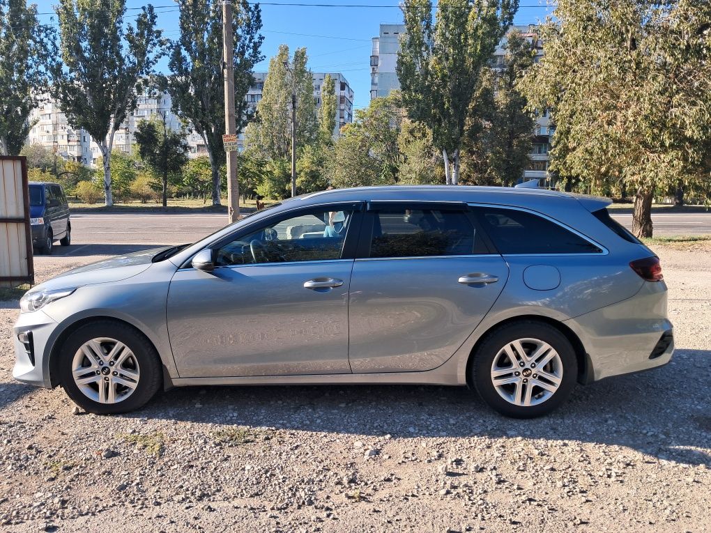 Продам Kia Ceed максимальный